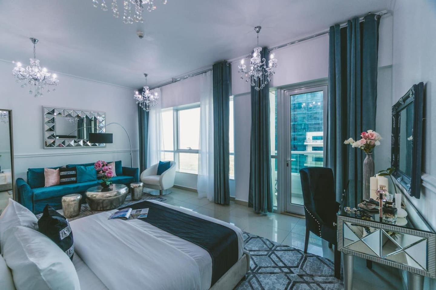 Pristine Apartment Sunrise View At 51St Dubai Dış mekan fotoğraf